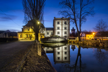 Dašice mlýn a červený kohout