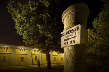 Rozcestník Chroustovice