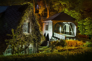 Krytý most, Peklo a Slavíček