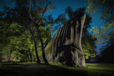 Zkamenělý slouha, Klepec