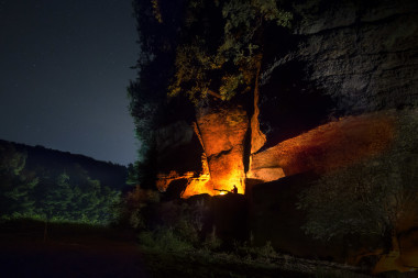 Dračí jeskyně Klemperka, Truskavna