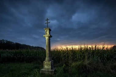 Boží muka Chrtníky